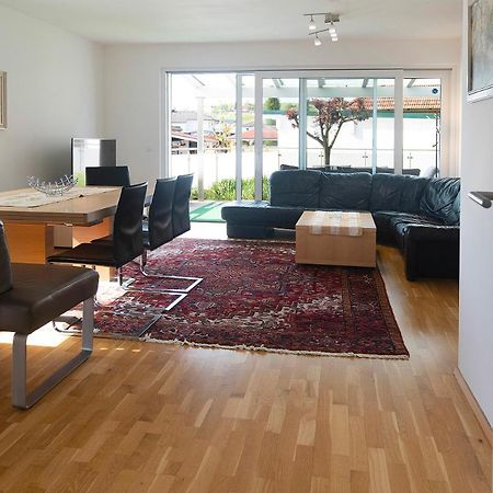 Apartment Mit Garten Dobl-Zwaring Exteriör bild